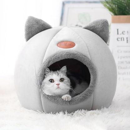 PurrCave™ – Cozy Winter Cat & Small Dog Bed
