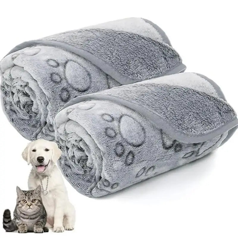 CuddlePaw™ – Soft Fluffy Pet Blanket