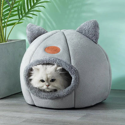 PurrCave™ – Cozy Winter Cat & Small Dog Bed